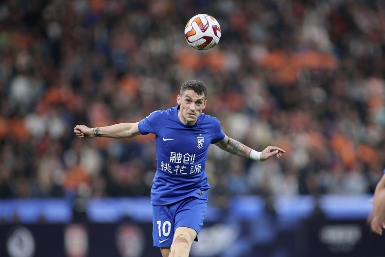 斯基拉：中超舊將斯坦丘接近免簽加盟熱那亞，合同期限到2027年