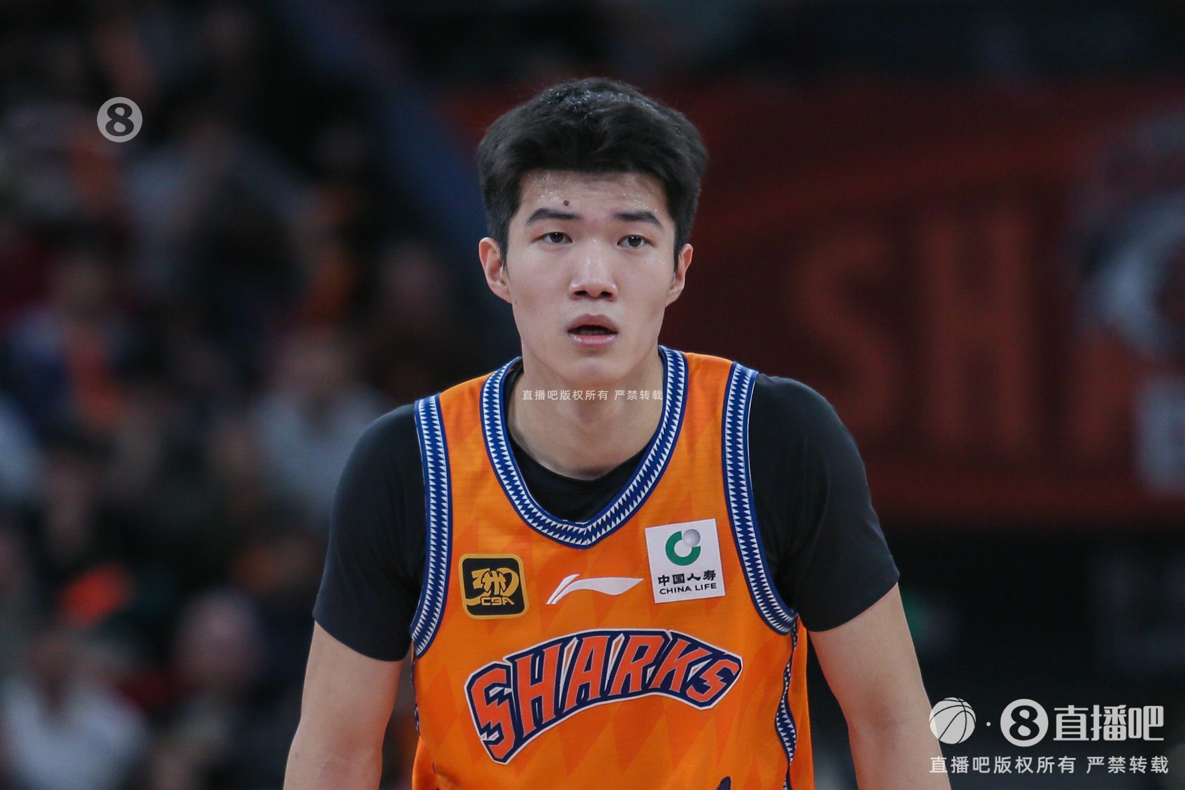 率先發(fā)力！偰李永煒首節(jié)5中4拿到11分 三分4中3
